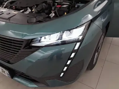 Photo 81 Peugeot 308  SW BlueHDi 130ch S&S EAT8