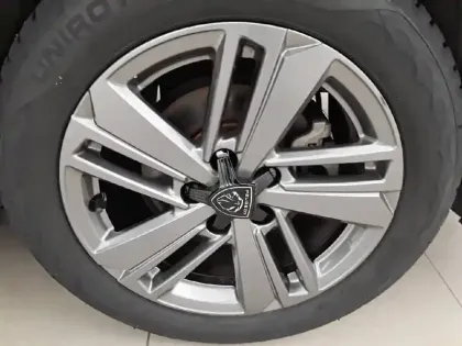 Photo 101 Peugeot 308  SW BlueHDi 130ch S&S EAT8
