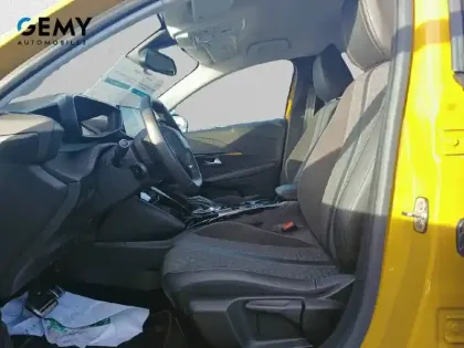 Photo 8 Peugeot 208  Electrique 50 kWh 136ch