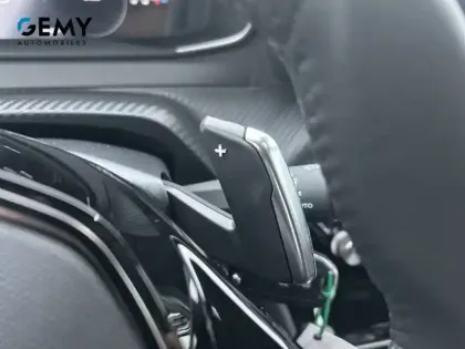 Photo 50 Peugeot 2008  Hybrid 145 e-DCS6