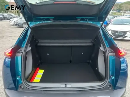 Photo 5 Peugeot 2008  Hybrid 145 e-DCS6