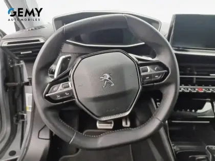 Photo 12 Peugeot 2008  PureTech 130 S&S EAT8