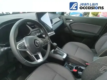 Photo 10 Renault Captur  E-Tech full hybrid 145 ch