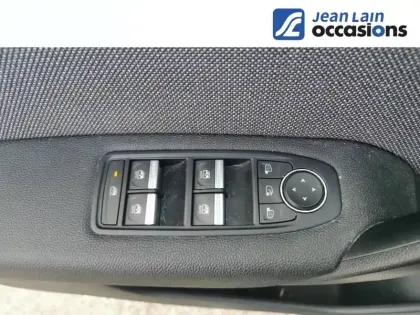 Photo 18 Renault Captur  E-Tech full hybrid 145 ch