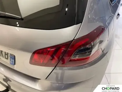Photo 24 Peugeot 308  PureTech 130ch S&S EAT8