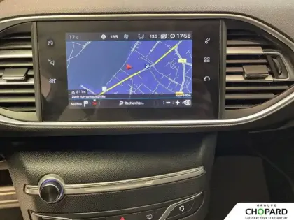 Photo 38 Peugeot 308  PureTech 130ch S&S EAT8