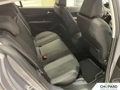 Photo 19 Peugeot 308  PureTech 130ch S&S EAT8