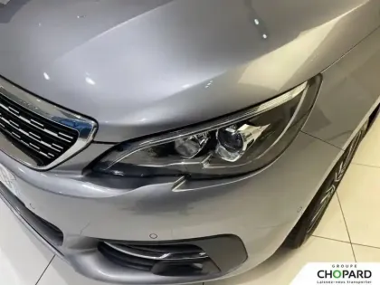 Photo 48 Peugeot 308  PureTech 130ch S&S EAT8
