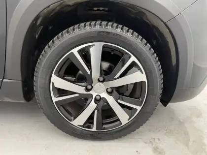 Photo 17 Peugeot 2008  BlueHDi 100ch S&S BVM5