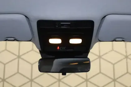 Photo 33 Renault Clio  E-Tech 140