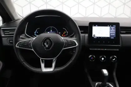 Photo 9 Renault Clio  E-Tech 140