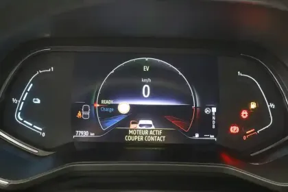 Photo 17 Renault Clio  E-Tech 140