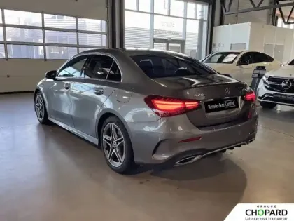 Photo 34 Mercedes Classe A  200 7G-DCT