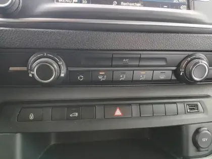 Photo 16 Peugeot Expert  FGN TOLE STANDARD BLUEHDI 145 S&S EAT8