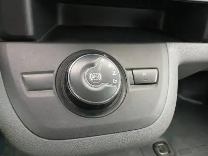 Photo 12 Peugeot Expert  FGN TOLE STANDARD BLUEHDI 145 S&S EAT8