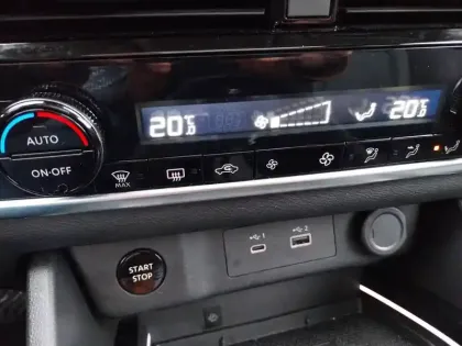 Photo 12 Nissan X-trail  e-POWER 204 ch