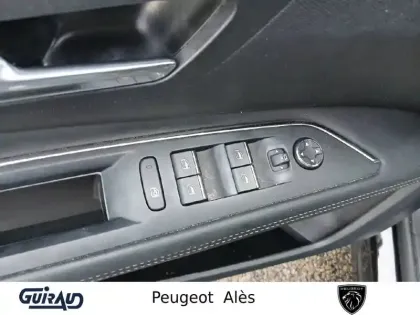 Photo 11 Peugeot 3008  Hybrid 225 e-EAT8