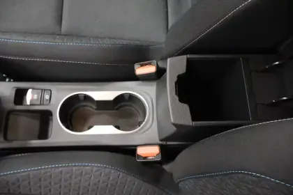 Photo 8 Renault Symbioz  E-Tech full hybrid 145