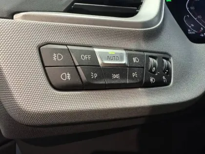 Photo 17 BMW Serie 1 116d 116 ch DKG7