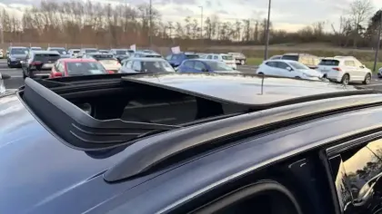 Photo 13 Volkswagen Touareg  3.0 V6 eHybrid 462 ch Tiptronic 8 4Motion