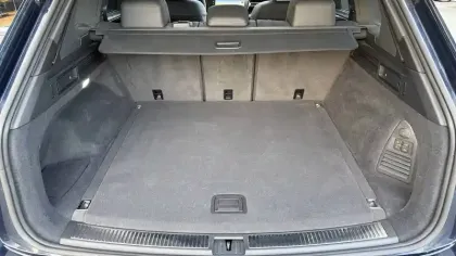 Photo 7 Volkswagen Touareg  3.0 V6 eHybrid 462 ch Tiptronic 8 4Motion