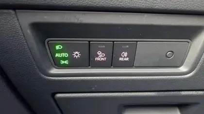 Photo 19 Volkswagen Touareg  3.0 V6 eHybrid 462 ch Tiptronic 8 4Motion