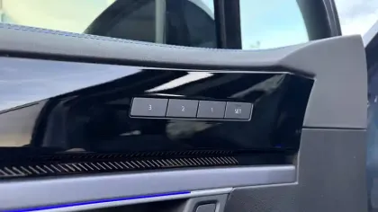 Photo 15 Volkswagen Touareg  3.0 V6 eHybrid 462 ch Tiptronic 8 4Motion