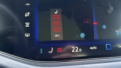 Photo 38 Volkswagen Touareg  3.0 V6 eHybrid 462 ch Tiptronic 8 4Motion