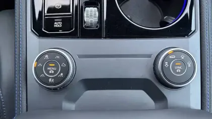 Photo 42 Volkswagen Touareg  3.0 V6 eHybrid 462 ch Tiptronic 8 4Motion