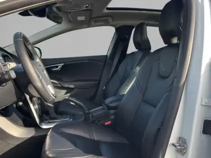 Photo 6 Volvo V40  T2 122 ch Geartronic 6