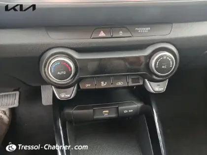 Photo 19 Kia Stonic  1.0 T-GDi 100 ch DCT7