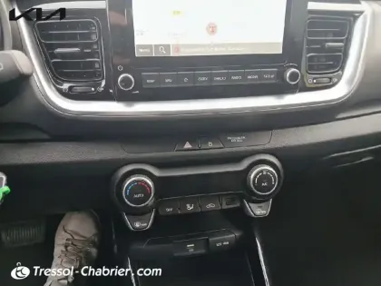 Photo 18 Kia Stonic  1.0 T-GDi 100 ch DCT7