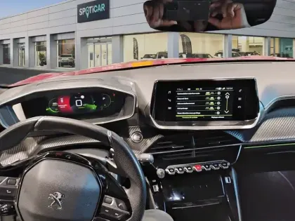 Photo 9 Peugeot 208  PureTech 100 S&S EAT8