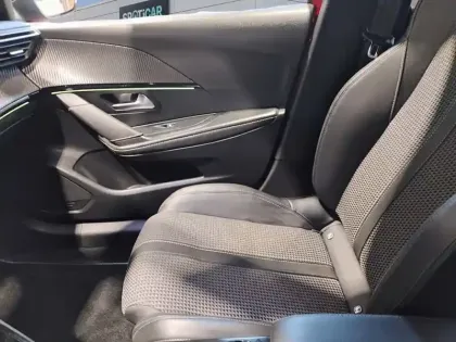 Photo 13 Peugeot 208  PureTech 100 S&S EAT8