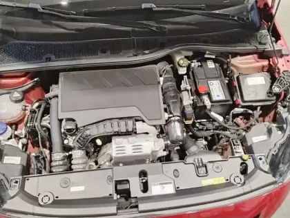 Photo 26 Peugeot 208  PureTech 100 S&S EAT8