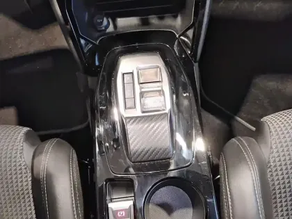 Photo 11 Peugeot 208  PureTech 100 S&S EAT8