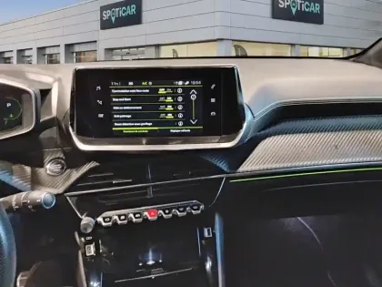 Photo 15 Peugeot 208  PureTech 100 S&S EAT8