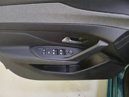 Photo 21 Peugeot 308  SW PureTech 130ch S&S EAT8