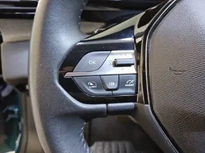 Photo 30 Peugeot 308  SW PureTech 130ch S&S EAT8