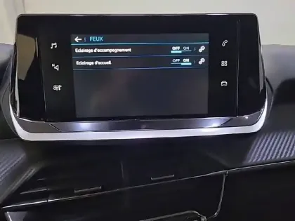 Photo 22 Peugeot 208  PureTech 75 S&S BVM5