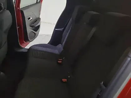 Photo 11 Peugeot 208  PureTech 75 S&S BVM5