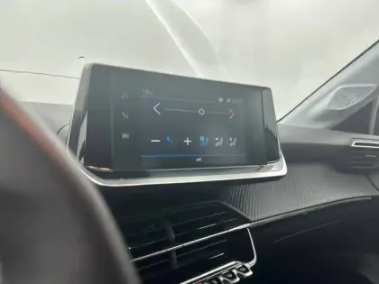 Photo 41 Peugeot 208 Gén. II Ph1 NG Style 5