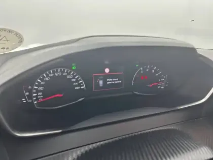 Photo 29 Peugeot 208 Gén. II Ph1 NG Style 5