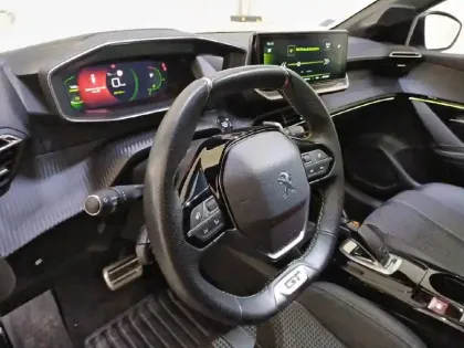 Photo 7 Peugeot 208  PureTech 130 S&S EAT8