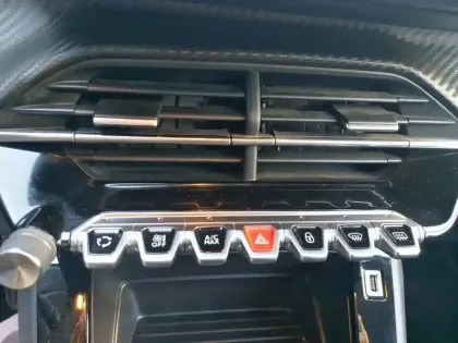 Photo 37 Peugeot 208 Gén. II Ph1 NG Active Pack 5