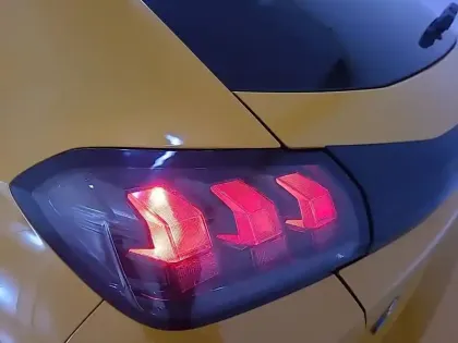 Photo 16 Peugeot 208  Electrique 50 kWh 136ch