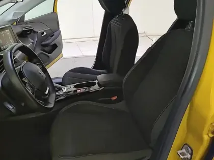 Photo 10 Peugeot 208  Electrique 50 kWh 136ch