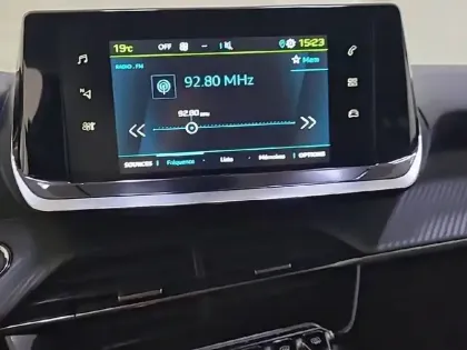 Photo 18 Peugeot 208  Electrique 50 kWh 136ch