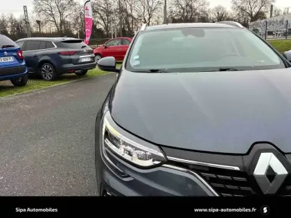 Photo 24 Renault Megane Mégane IV Estate E-TECH Plug-In Hybride 160