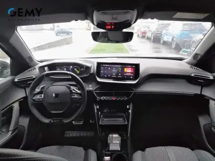 Photo 7 Peugeot 2008  PureTech 130 S&S EAT8